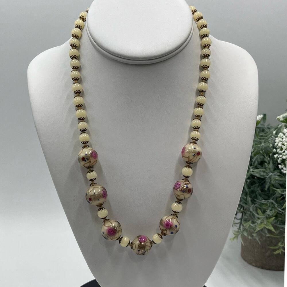 Vintage Glass Cream Italian Murano Glass Wedding‎ Cake Bead Necklace